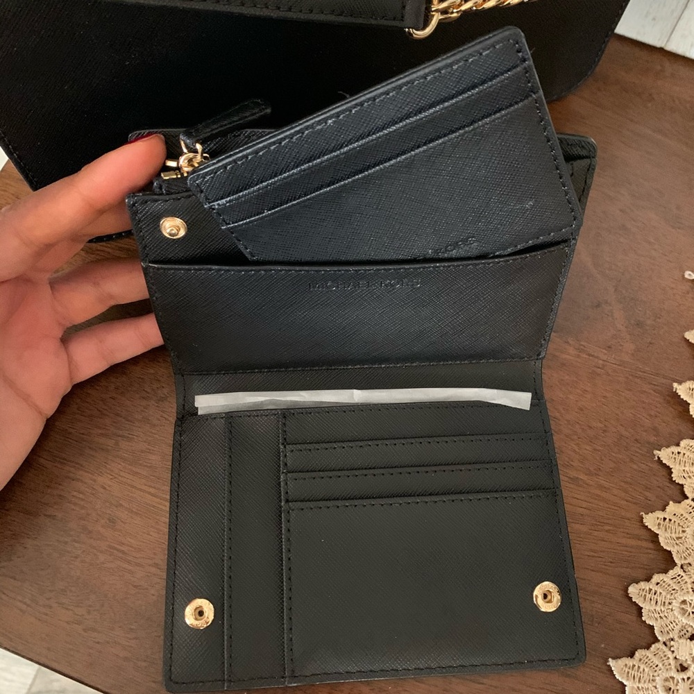 New MK set ♥️ - Picture 5 of 7